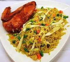Vegetable rice with chicken
