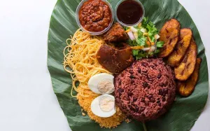 Waakye with sauce and shito