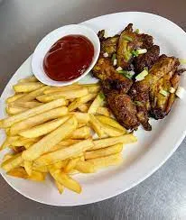 Yam chips with chicken wings