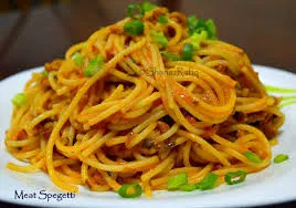 Spaghetti with sausage,gizzard,sardine and beef