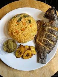 Fried rice with fish