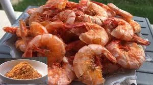 Shrimps in brown chill sauce