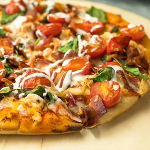 Non-Veg All Rounder Pizza*