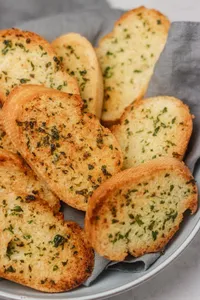 Garlic bread 4 pieces