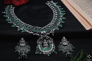 Lakshme Haram SNE0050