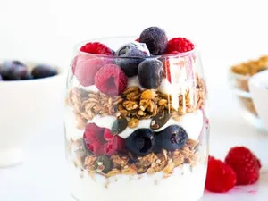 Yoghurt Parfait (Breakfast 7:30am - 11:00am)