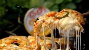 Cheese Burst Pizza