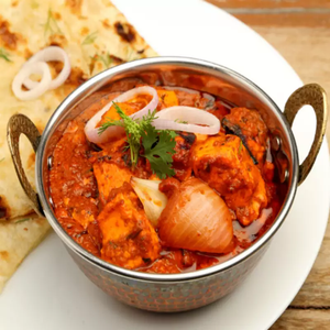 Paneer Do Pyaza with Rice/Roti/2 Paratha