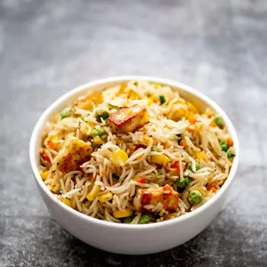 Paneer Garlic Fried Rice