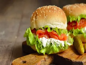 Veg Paneer Burger