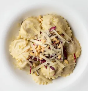 CAPPELLETTI FUNGHI PORCINI E TARTUFO