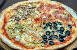 PIZZA QUATTRO STAGIONI