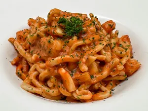 STROZZAPRETI ALLA GIGLIOLA