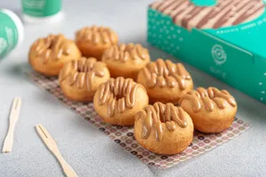 8 Piece Lotus                                                                    8 قطع لوتس