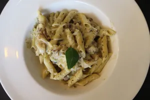 Alfredo Pasta                                                                  ألفريدو باستا