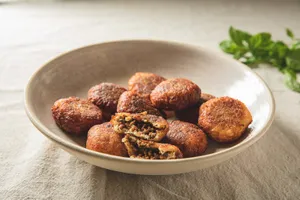 Meat kebbeh Ball                                                                          كرات كبة لحم