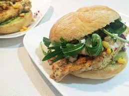 Mixecan Chicken Burgar                                                        برغر الدجاج المكسيكي