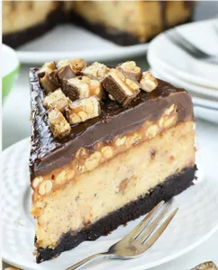 Snickers Cheesecake Sweet