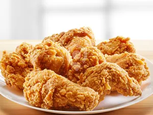 Chicken Brosted Meal 8 pcs                                          وجبة بروستد دجاج 8 قطع