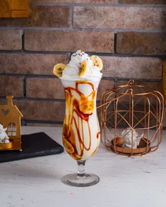 Vanilla Milk Shake                                                                                لبن مخفوق بالفانيلا