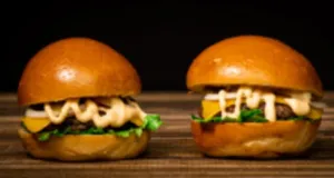La Farina Beef Burger Slider                                                                     لا فارينا برجر لحم سلايدر