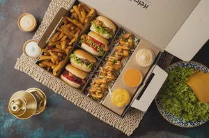 Slider Sharing Box For 4                                                                          صندوق مشاركة سلايدر لـ 4