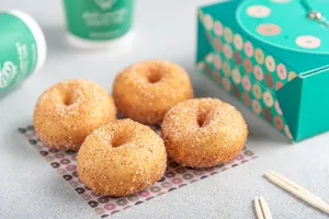 4 Piece Cinnbon Sugar                                                                               4 قطع سكر سينبون