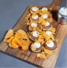Cheese & Chips                                                                            جبن ورقائق البطاطس
