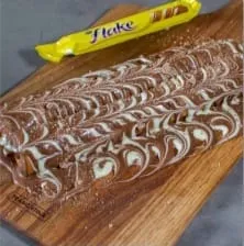 Flake                                                                     تقشر