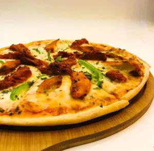 Chicken Smoked Pizza                                                                          بيتزا دجاج مدخن