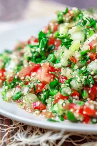 Tabbouleh Salad                                                       سلطة تبولة
