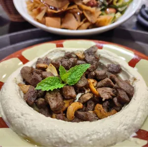Hummus With Meat                                                                           حمص باللحم