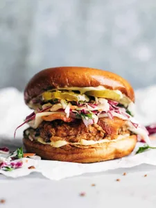 Crispy Shrimps Supreme Sandwich 4 PCS                                 سندويتش سوبريم الروبيان المقرمش