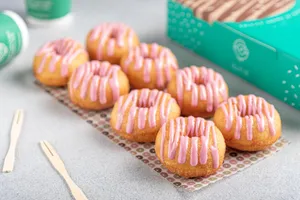 8 Picece Ruby Chocolates                                                             8 شوكولاتة Picece Ruby