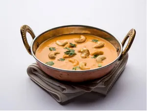 Kaju Kurma 1 Plate