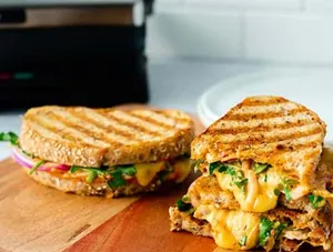 Chipotle Cheese Grilled Sandwich