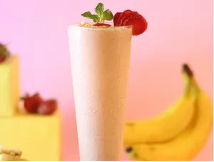 Banana Strawberry Milkshake
