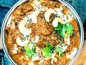 Kaju Kolhapuri