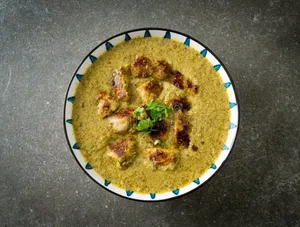 Dal Hariyali