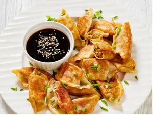 Veg Fried Momos [5 Pieces]