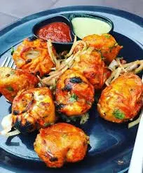 Tandoori Veg Momos [6 Pieces]