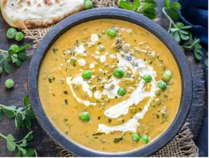 Malai Methi Muttor