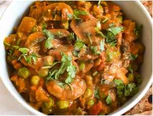 Green Leaf SPL Mushroom Curry