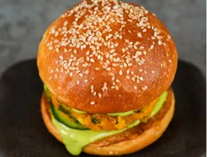 Paneer Tikka Burger