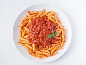 Red sauce penne pasta