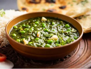 Mutter Palak[half]