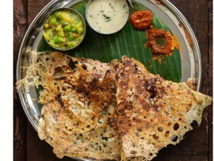 Onion Rava Dosa