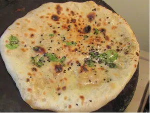Potato Bharwan Kulcha