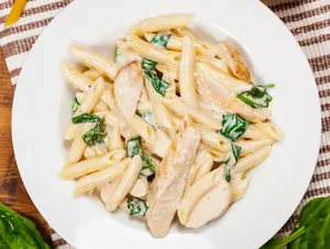 Alfredo White Pasta