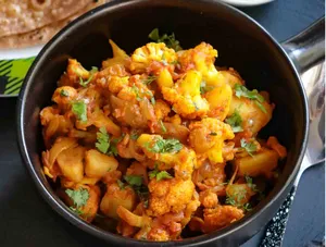 Aloo Gobhi Masala[half]